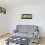 LA FARELLA LA COMA 60 apartamento bien ubicado con balcón